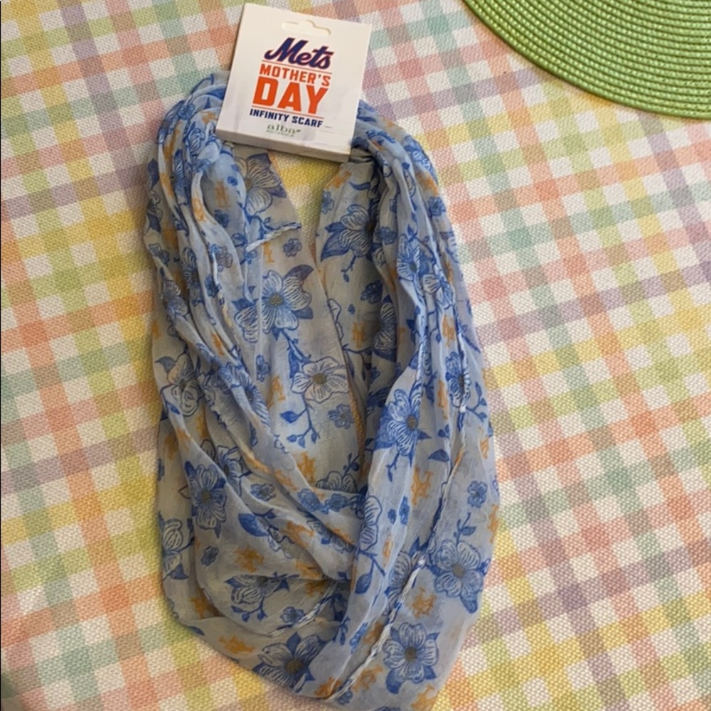 Mets Infinity scarf